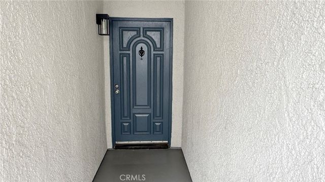 12380 Chandler Boulevard B, Valley Village, CA 91607