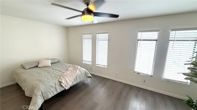 12380 Chandler Boulevard B, Valley Village, CA 91607