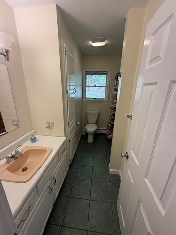18 Ripple Lane, Rockingham, VT 05101