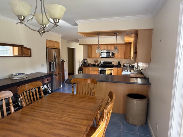 18 Ripple Lane, Rockingham, VT 05101