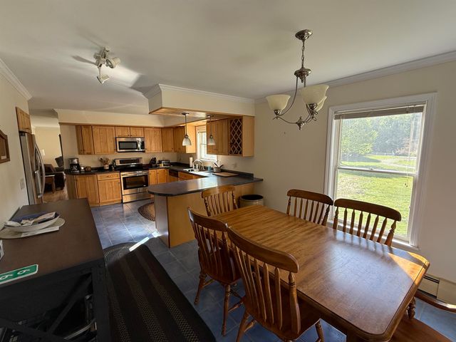 18 Ripple Lane, Rockingham, VT 05101