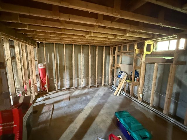 18 Ripple Lane, Rockingham, VT 05101