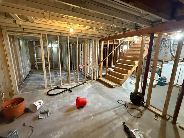 18 Ripple Lane, Rockingham, VT 05101