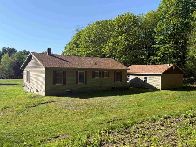 18 Ripple Lane, Rockingham, VT 05101