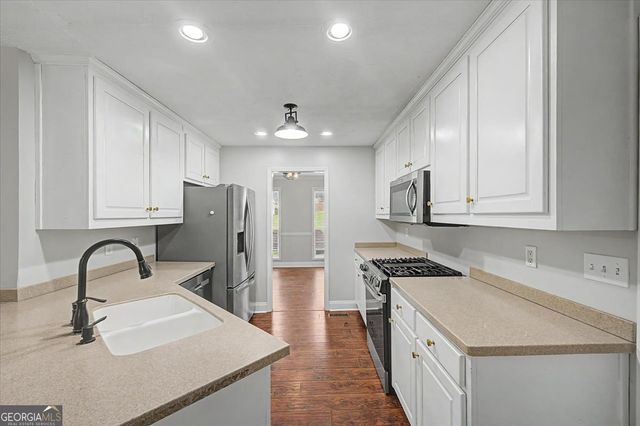 1780 Leigh Meadow Drive, Dacula, GA 30019