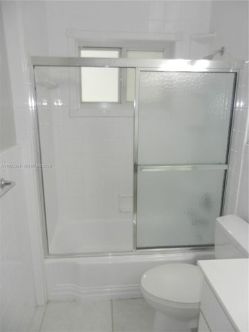 3700 Cleveland St, Hollywood, FL 33021