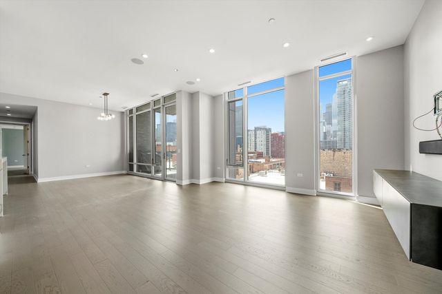 360 W Erie Street 10C, Chicago, IL 60654