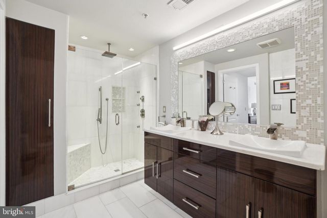 1440 CHURCH ST NW #605, Washington, DC 20005