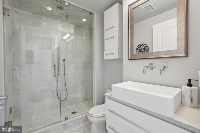 1440 CHURCH ST NW #605, Washington, DC 20005