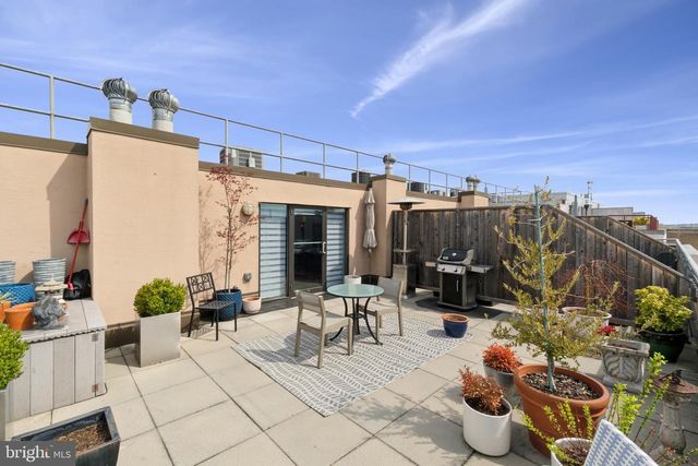 1440 CHURCH ST NW #605, Washington, DC 20005