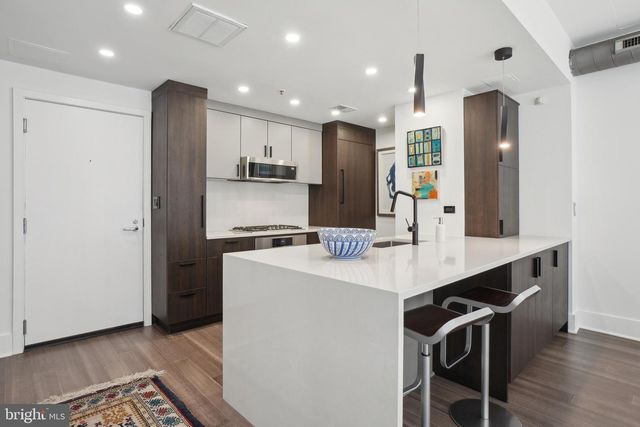 1440 CHURCH ST NW #605, Washington, DC 20005