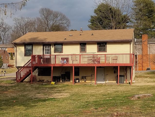 5644 Meadowcrest ST, Roanoke, VA 24019