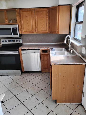 5644 Meadowcrest ST, Roanoke, VA 24019