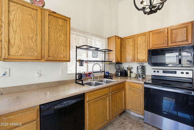 6311 W WILLIAMS Street, Phoenix, AZ 85043