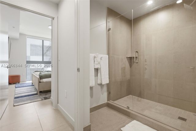 11 NE 6th St 710, Miami, FL 33132