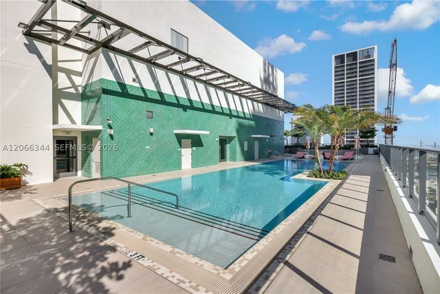 11 NE 6th St 710, Miami, FL 33132