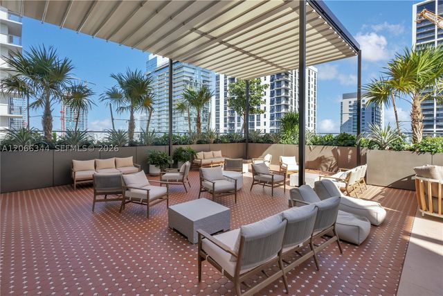11 NE 6th St 710, Miami, FL 33132