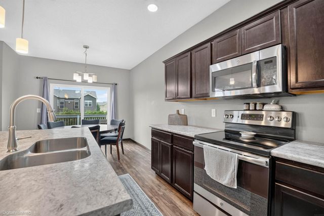 1417 Rocky Ridge Road, Cedar Falls, IA 50613