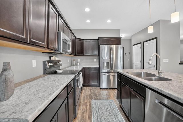 1417 Rocky Ridge Road, Cedar Falls, IA 50613