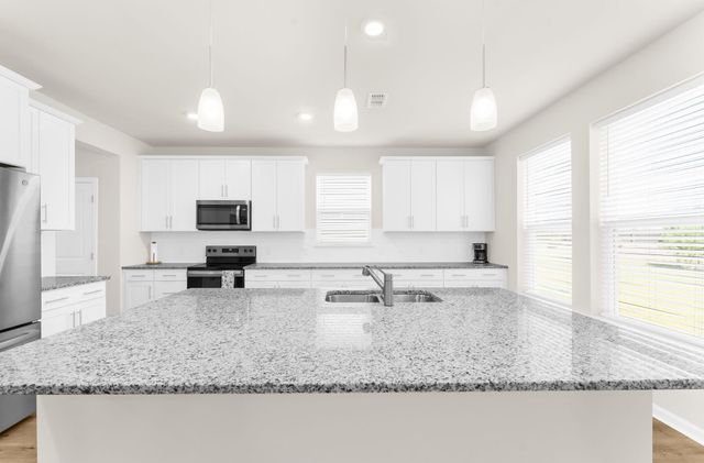 153 Winding Grove Lane, Moncks Corner, SC 29461