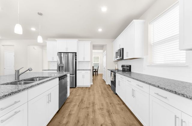 153 Winding Grove Lane, Moncks Corner, SC 29461
