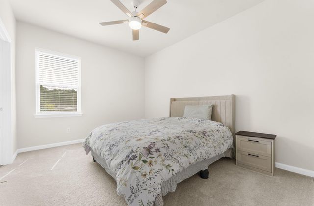 153 Winding Grove Lane, Moncks Corner, SC 29461