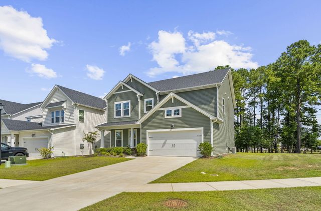 153 Winding Grove Lane, Moncks Corner, SC 29461