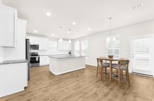 153 Winding Grove Lane, Moncks Corner, SC 29461