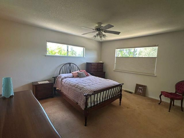2720 Sandhurst Dr, Cameron Park, CA 95682