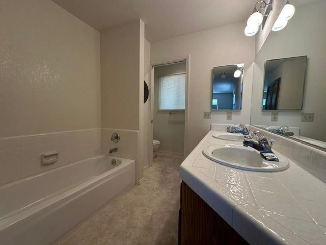 2720 Sandhurst Dr, Cameron Park, CA 95682