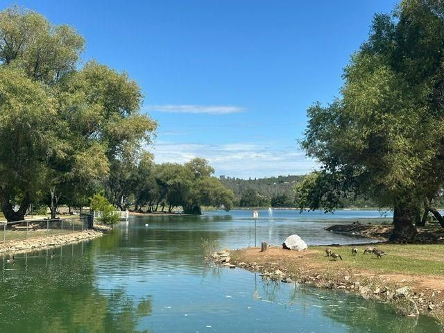 2720 Sandhurst Dr, Cameron Park, CA 95682