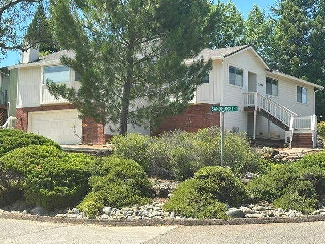 2720 Sandhurst Dr, Cameron Park, CA 95682