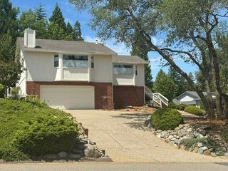 2720 Sandhurst Dr, Cameron Park, CA 95682