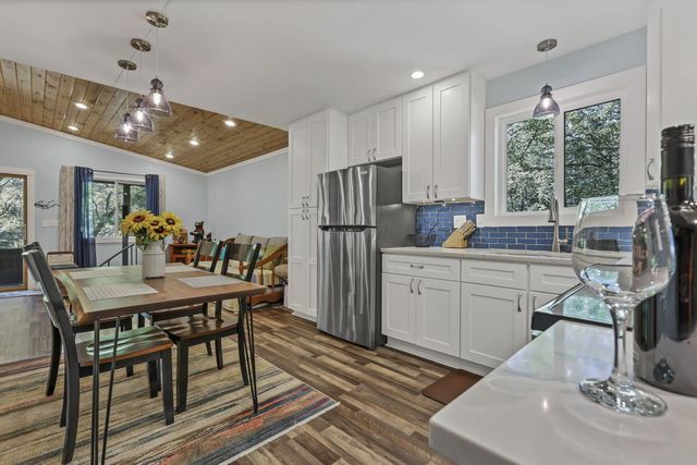 298 Tillamook Lane, Bremen, OH 43107