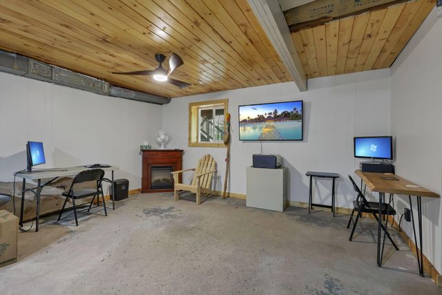 298 Tillamook Lane, Bremen, OH 43107