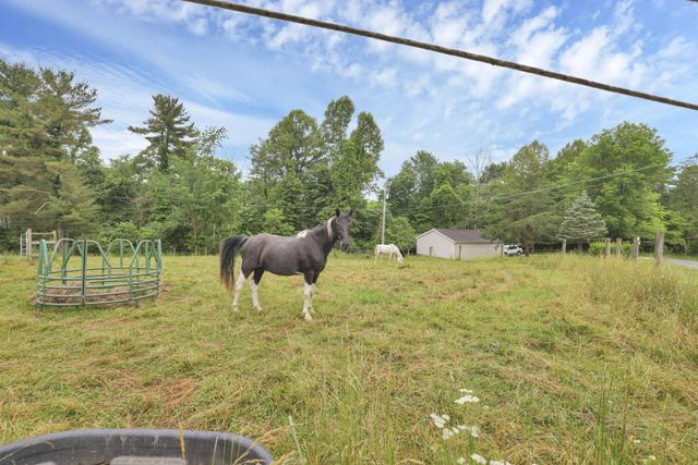 298 Tillamook Lane, Bremen, OH 43107