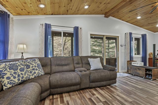 298 Tillamook Lane, Bremen, OH 43107