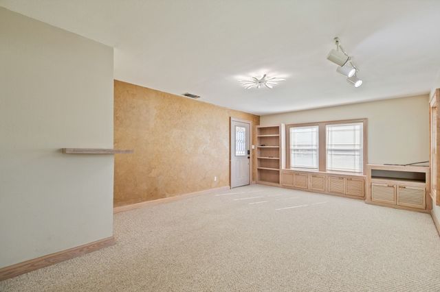 5732 La Barranca Street, Sansom Park, TX 76114