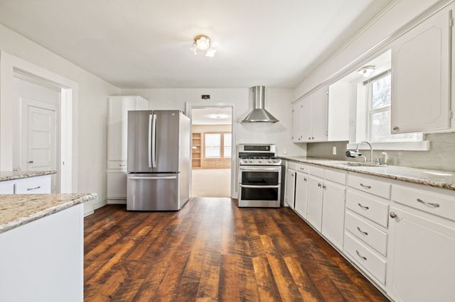 5732 La Barranca Street, Sansom Park, TX 76114