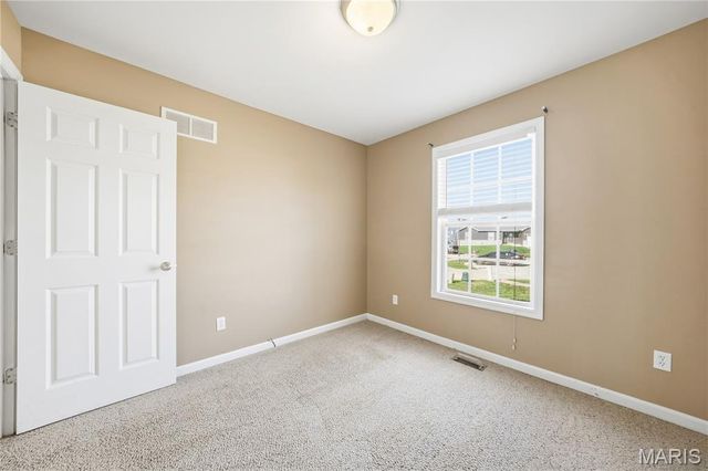 30 Colonial Creek Court, Wentzville, MO 63385