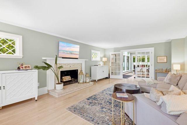 276 Andover St, Andover, MA 01810