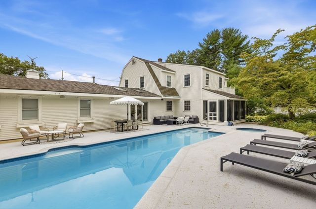 276 Andover St, Andover, MA 01810