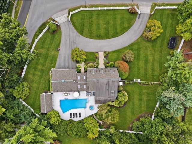 276 Andover St, Andover, MA 01810