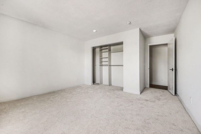 7330 York Avenue S 1031, Edina, MN 55435