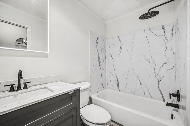 7330 York Avenue S 1031, Edina, MN 55435