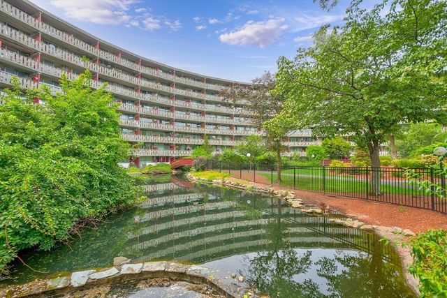 200 Swanton St 630, Winchester, MA 01890