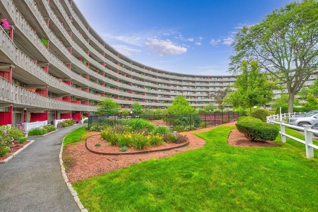 200 Swanton St 630, Winchester, MA 01890