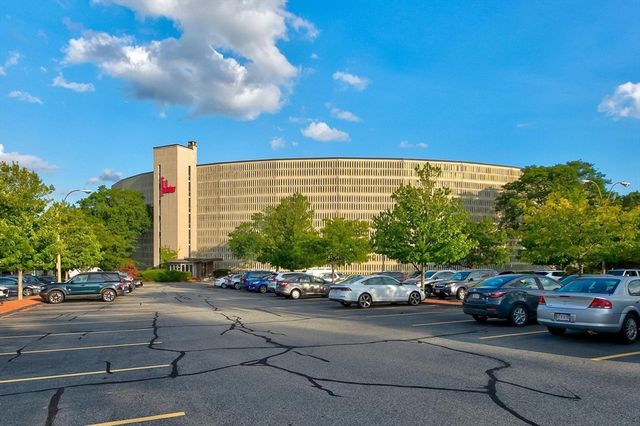 200 Swanton St 630, Winchester, MA 01890