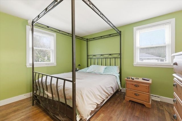 26 Donald Tennant Circle, North Attleboro, MA 02760
