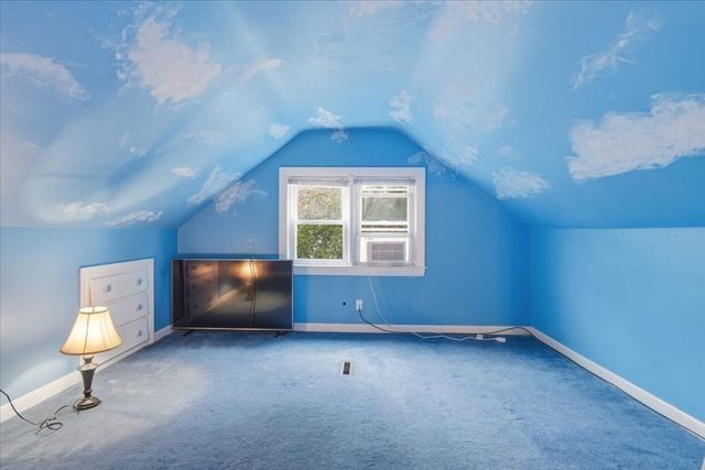 26 Donald Tennant Circle, North Attleboro, MA 02760